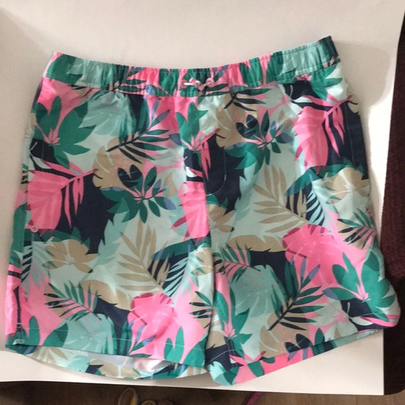 Old Navy Women’s Size XXL/Size 18 Dry Quick Colorful Shorts - Picture 1 of 7